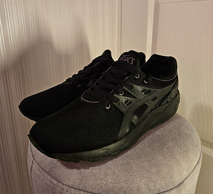 Meeste Asics tossud (2 foto / 4)