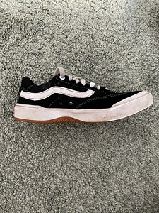 Vans vabaaja jalatsid (3 foto / 7)