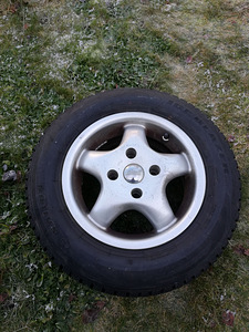 Valuveljed koos talverehvidega 185/70 R14 (1 foto / 9)