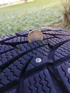 Valuveljed koos talverehvidega 185/70 R14 (6 foto / 9)