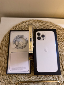 iPhone 13 Pro Max / 128 GB / suurepärases seisukorras (4 foto / 8)