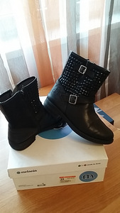 Melania kingad s.35 (1 foto / 2)