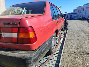 Volvo 940 (2 foto / 3)