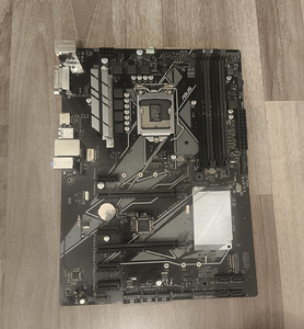 Emaplaat Asus Prime Z370-P rev 1.01 (1 foto / 5)