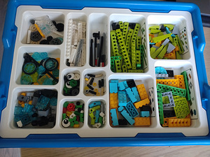 Hariduslik konstruktor Lego Education WeDo 2.0 45300 (2 foto / 4)