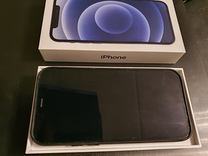 iPhone 12 64 ГБ черный