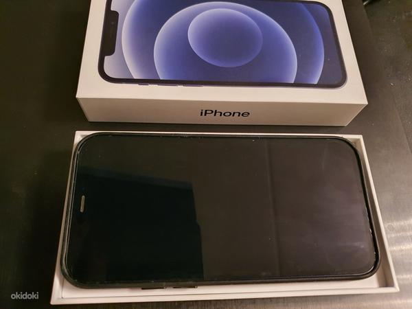 iPhone 12 64 ГБ черный (фото #1)