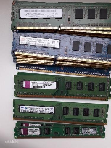 DDR3 2 GB PC3-12800, б/у (фото #1)