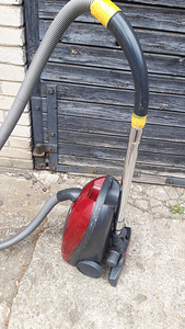Пылесос Moulinex 1600 W (1 фото из 3)