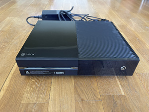 XBOX ONE Model 1540 - 500 GB Black Console (3 foto / 4)