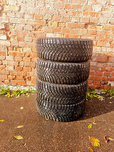 Michlin 205/55R16 x-ice north (2 foto / 3)
