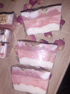 Käsitsi valmistatud seep (2 foto / 4)