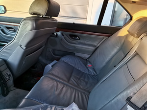 Müüa BMW 735 (13 foto / 15)