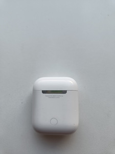 Продам Apple Airpod в оригинальной упаковке (7 фото из 8)