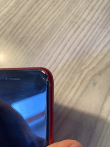 iPhone SE 2020 (7 фото из 9)