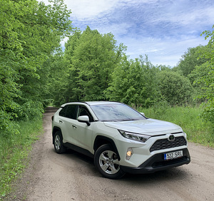 Toyota Rav4 2019/20 (4 foto / 13)
