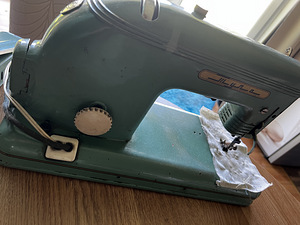 Õmblusmasin Tula Model 7 (5 foto / 8)