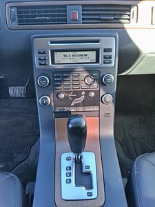 Volvo V70 2007 (10 фото из 10)