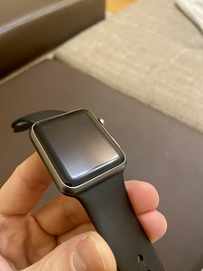 Apple Watch 42 mm (1 foto / 7)