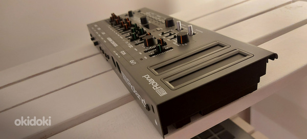 Роланд SH-01A синтезатор (фото #5)