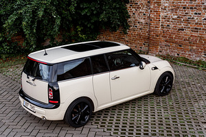 Mini Cooper Clubman (2 foto / 9)