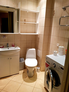 6 kuuks üürile korter oma garaažiga Kristiines (4 foto / 8)