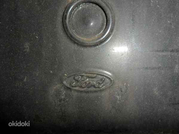 Ford S-Max (MK-1) передний бампер (фото #3)