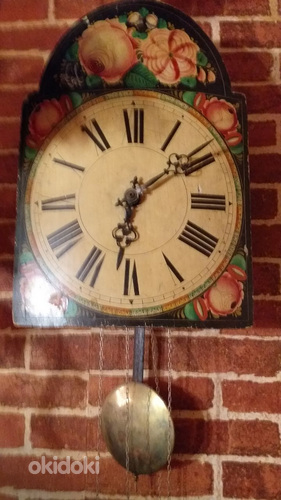 Старинные часы (фото #1)