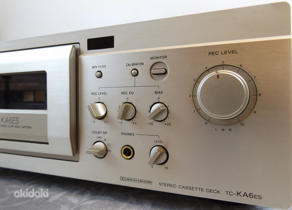 Высококлассная трехголовочная кассетная дека Sony TC-K6ES (фото #9)