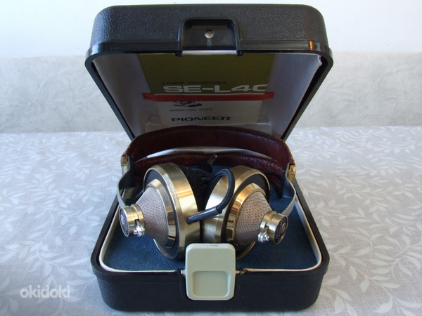 Винтажные наушниики Pioneer SE-L40.