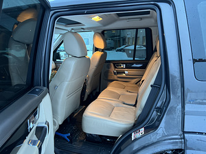 Land Rover Discovery 4 HSE (11 foto / 14)