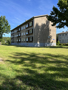 Müüa kolmetoaline korter koos suvila majaga (14 foto / 30)