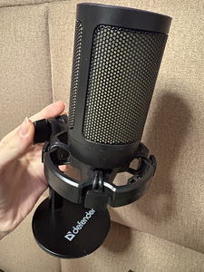 Microphone Defender (1 foto / 2)