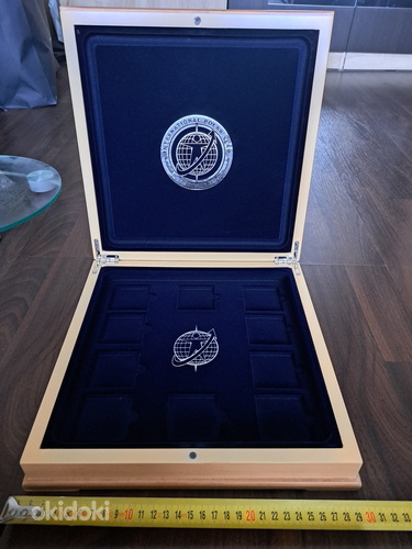 Коробка для хранения медалей или монет (фото #1)