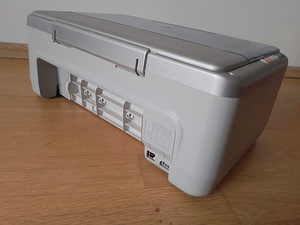 Värviprinter/skanner/koopia HP1315 All-In-One (2 foto / 4)