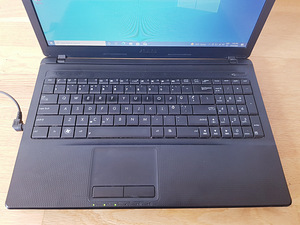 Asus X45C - i7/4GB/750GB/W10 (2 foto / 8)