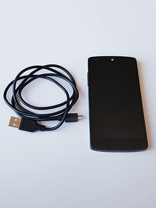 LG Nexus 5 Google 16GB (6 foto / 6)