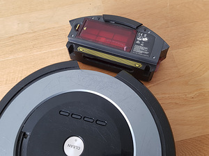 Робот-пылесос iRobot Roomba 866 (5 фото из 7)