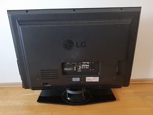 LG 37LC55 37" LCD TV (9 foto / 9)