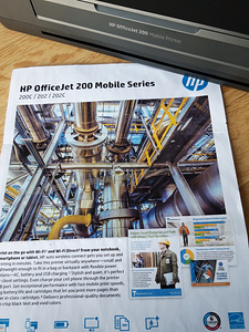 HP OfficeJet 200 Mobile Series värviprinter (8 foto / 9)