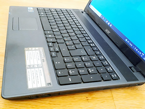 Acer Aspire 5733 - i3/4GB/500GB/15.6"/W10 (6 foto / 9)