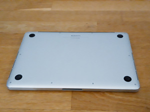 Apple MacBook Pro 13 Mid 2014 (9 foto / 10)