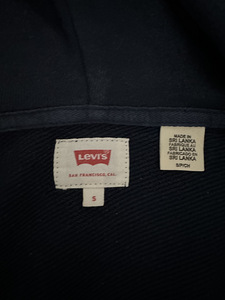 Levis kampsun xs/s suurus (1 foto / 3)