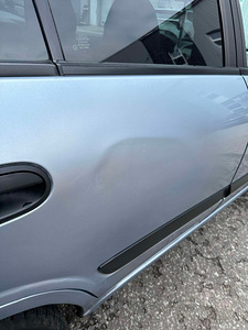 Nissan almera (12 фото из 13)