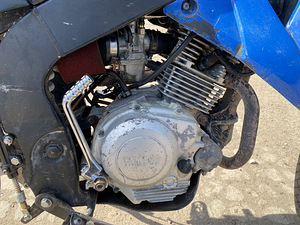 Yamaha 125cc 4T mootorratas (5 foto / 8)