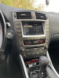 Lexus IS 220 2.2 130kW (14 foto / 15)
