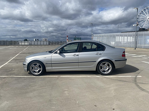 BMW 320 2.0 110kW (2 foto / 8)
