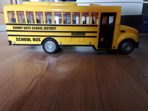 Школьный автобус. School bus (2 фото из 5)