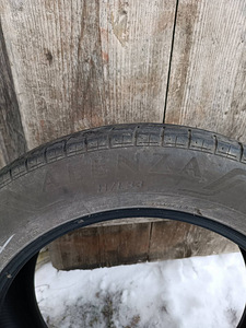 Bridgestone 225/60 R18 (4 foto / 6)