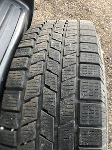 Продам шины 215/70 R16 (1 фото из 3)